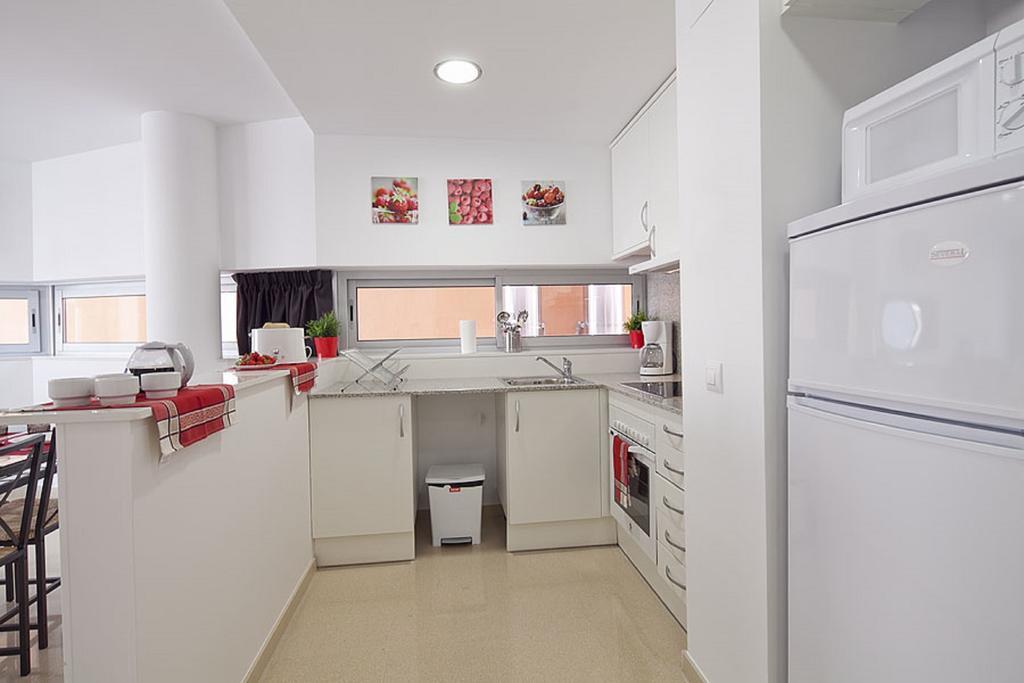 バルセロナチャームスイーツ パラレルアパートメント 部屋 写真
