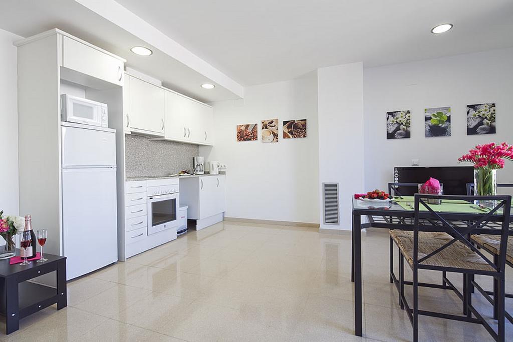 バルセロナチャームスイーツ パラレルアパートメント 部屋 写真